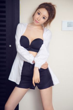 公公和两个儿媳韩剧_国产剧HD在线观看