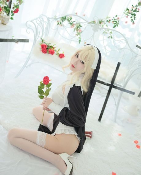 《年轻女教师3》在线_1080免费播放