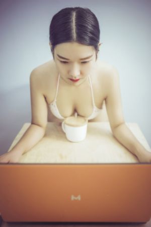 我被最想抱我的人威胁了_蓝光电视剧在线观看